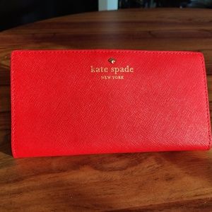 Kate Spade saffiano leather wallet, nearly new!